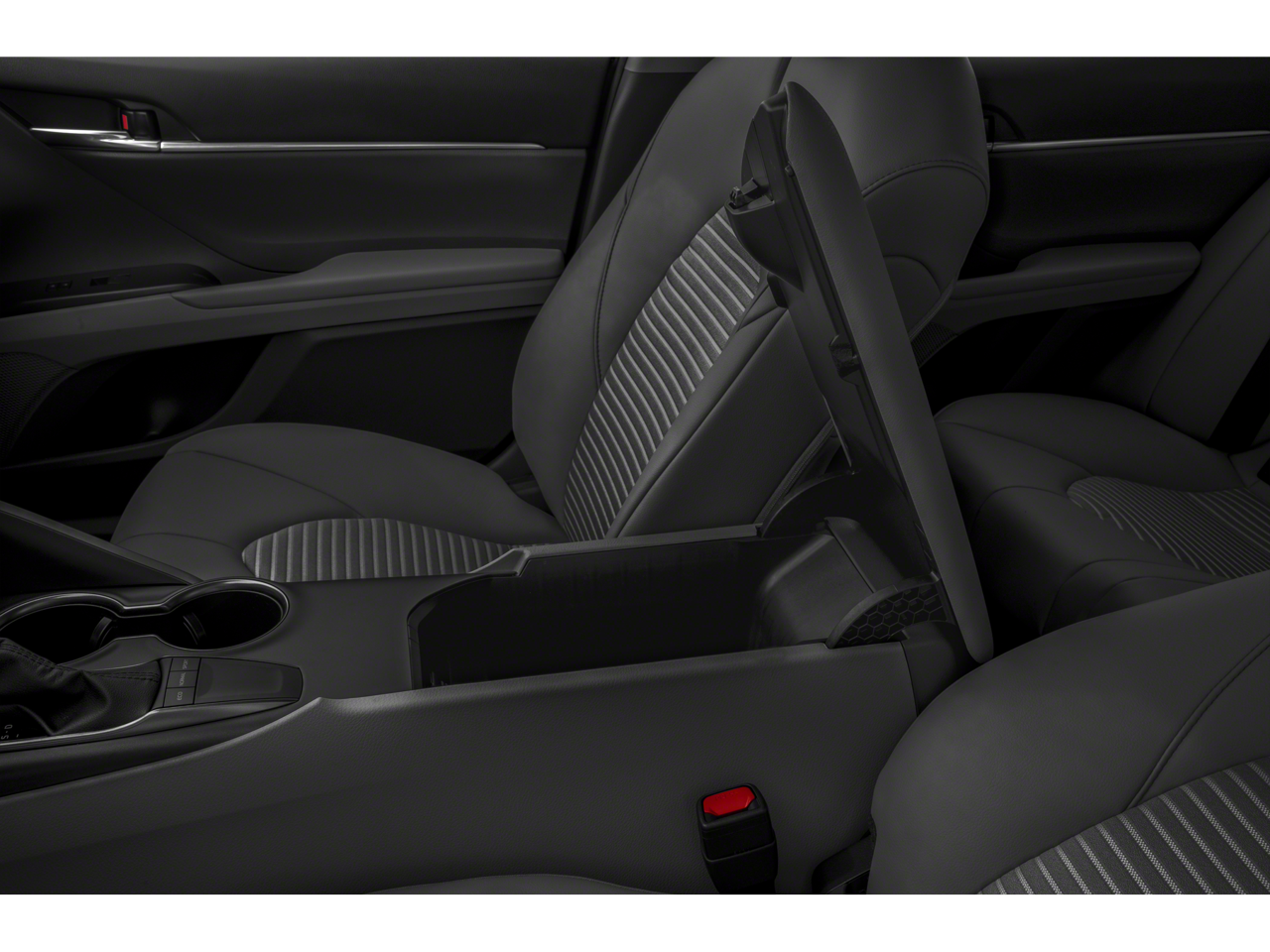 2023 Toyota Camry SE COLD WEATHER PACKAGE