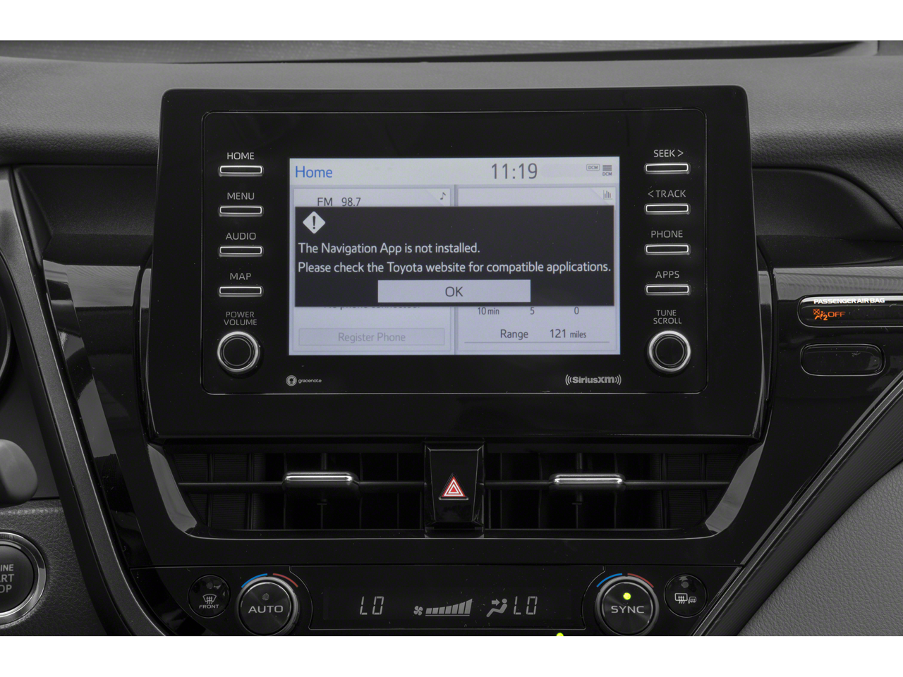 2023 Toyota Camry SE COLD WEATHER PACKAGE