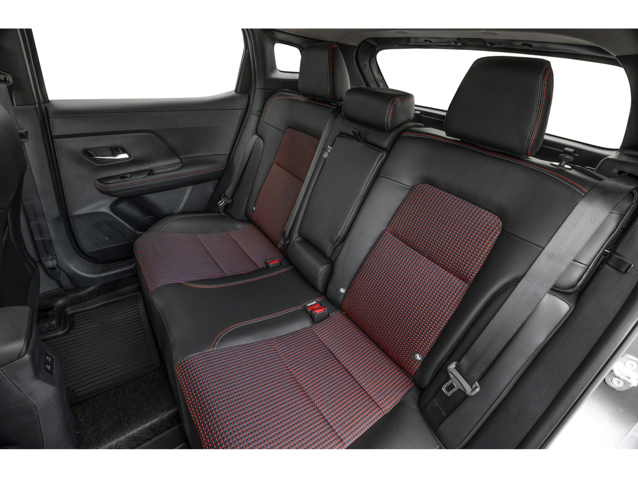 2026 Nissan Kicks SR COLD WEATHER PACKAGE