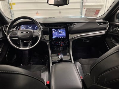 2022 Jeep Grand Cherokee L Altitude