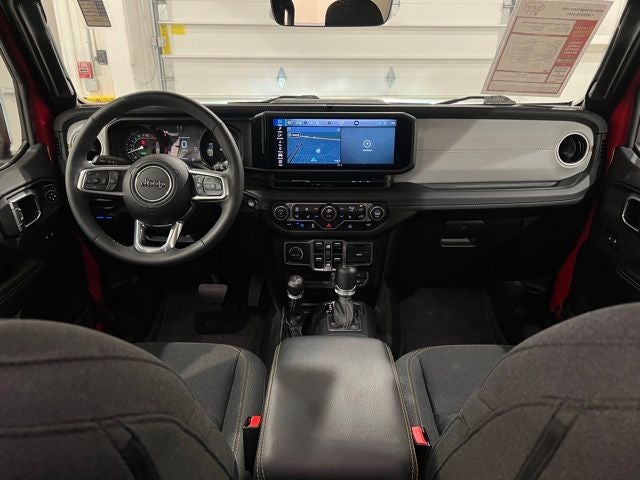 2025 Jeep Wrangler Sahara 4xe