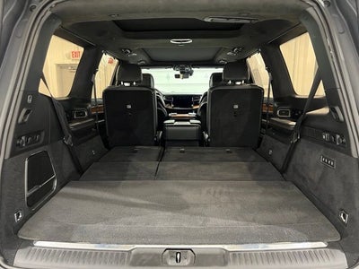 2022 Jeep Grand Wagoneer Series III