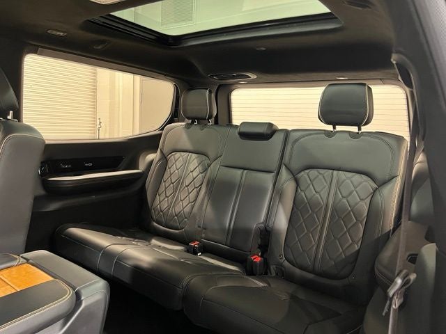 2022 Jeep Grand Wagoneer Series III