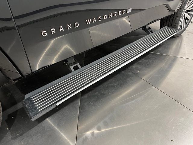 2022 Jeep Grand Wagoneer Series III