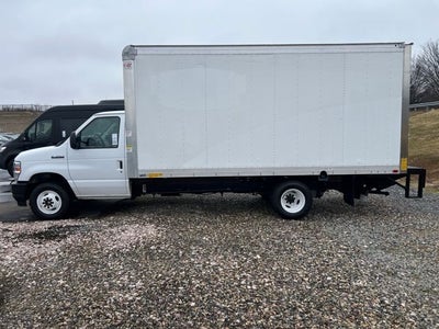 2025 Ford E-350SD Base Cutaway