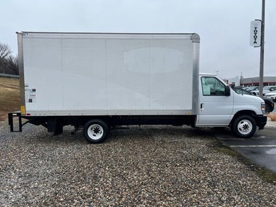 2025 Ford E-350SD Base Cutaway