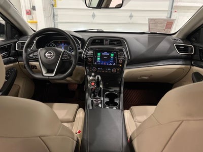 2023 Nissan Maxima Platinum