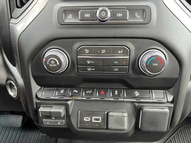 2026 Chevrolet Silverado 2500HD Custom