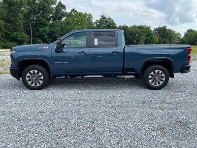 2026 Chevrolet Silverado 2500HD Custom
