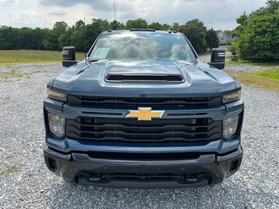 2026 Chevrolet Silverado 2500HD Custom