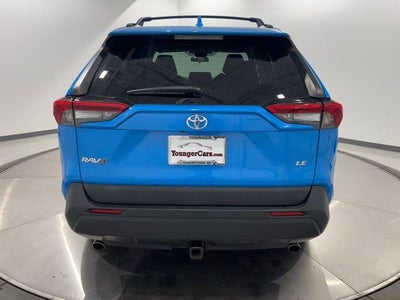 2020 Toyota RAV4 LE