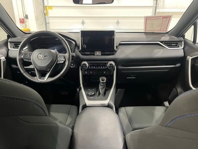 2024 Toyota RAV4 Hybrid SE