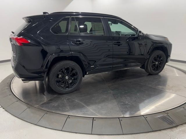 2024 Toyota RAV4 Hybrid SE