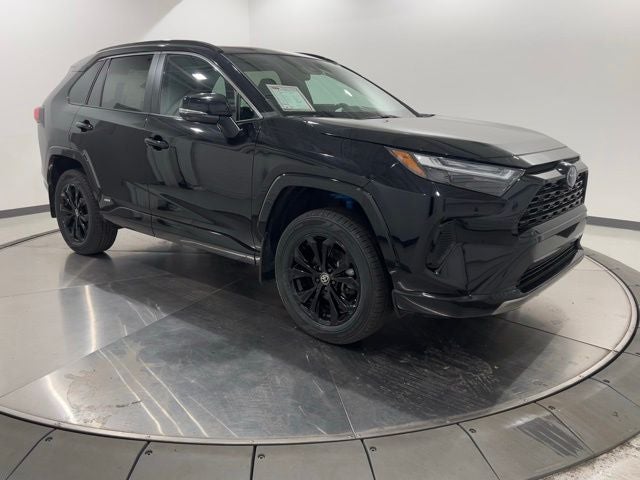 2024 Toyota RAV4 Hybrid SE
