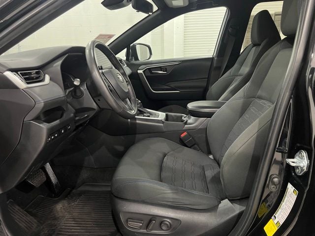 2024 Toyota RAV4 Hybrid SE