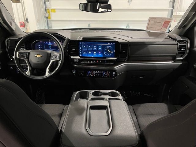 2025 Chevrolet Silverado 1500 LT LT1