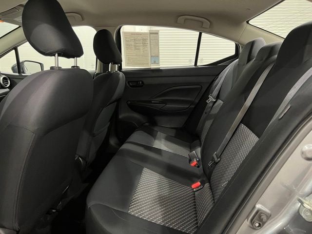 2021 Nissan Versa 1.6 S