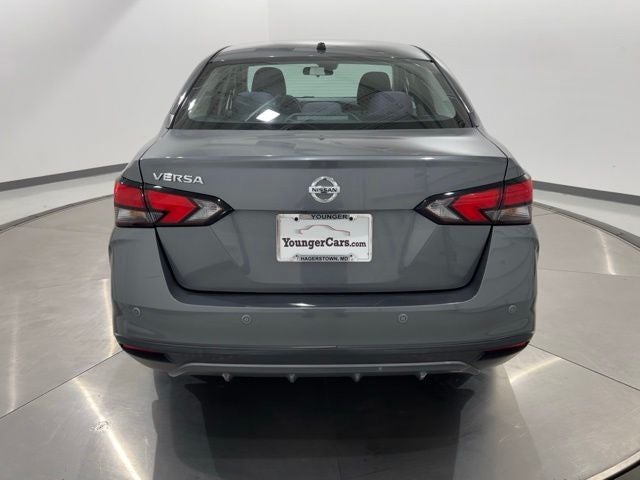 2021 Nissan Versa 1.6 S