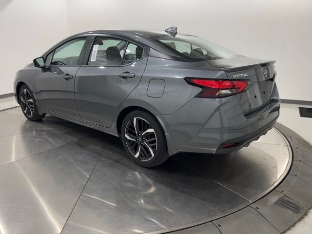 2024 Nissan Versa 1.6 SR