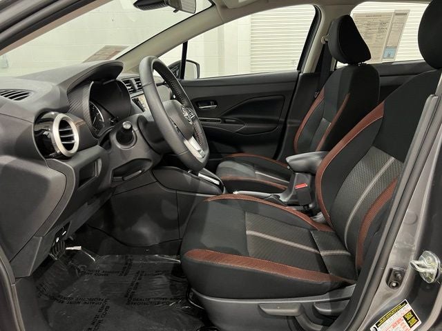 2024 Nissan Versa 1.6 SR