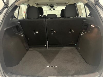 2024 Nissan Kicks SV