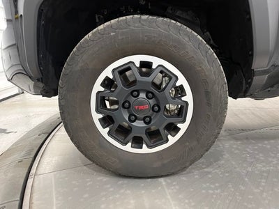 2024 Toyota Tacoma TRD Off-Road