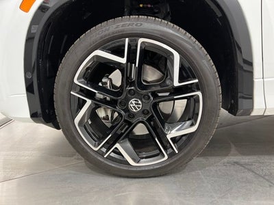 2025 Volkswagen Tiguan 2.0T SEL R-Line