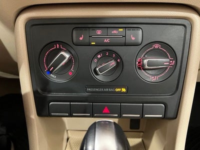 2013 Volkswagen Beetle 2.5L