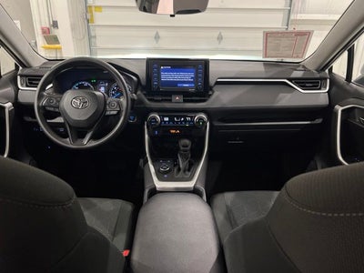 2022 Toyota RAV4 Hybrid XLE