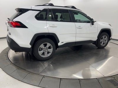 2022 Toyota RAV4 Hybrid XLE