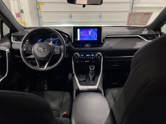 2025 Toyota RAV4 Hybrid SE
