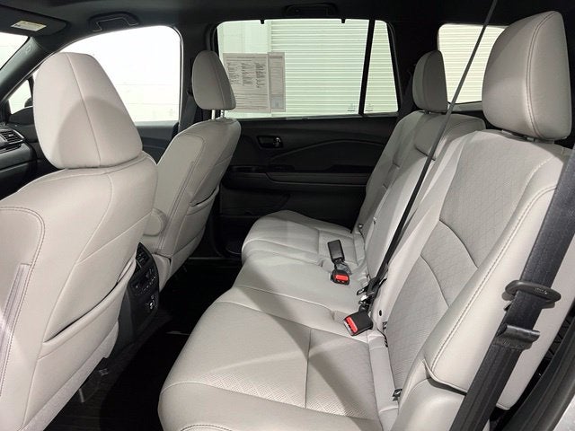 2023 Honda Passport Elite