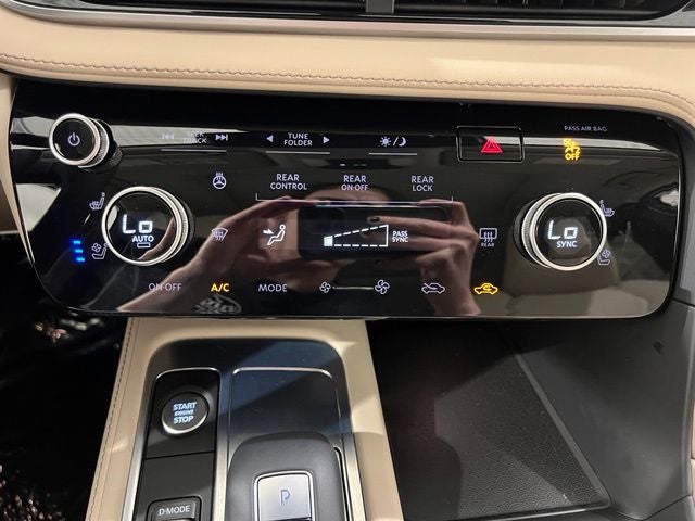 2022 INFINITI QX60 LUXE