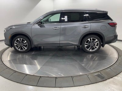 2022 INFINITI QX60 LUXE