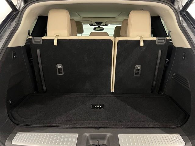 2022 INFINITI QX60 LUXE