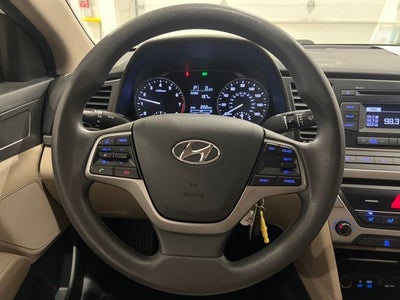 2018 Hyundai Elantra SE