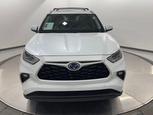 2022 Toyota Highlander Hybrid Bronze Edition
