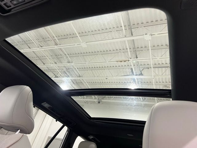 2024 Toyota Grand Highlander Hybrid MAX Platinum