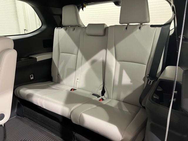 2024 Toyota Grand Highlander Hybrid MAX Platinum