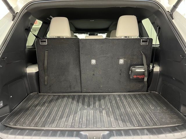 2024 Toyota Grand Highlander Hybrid MAX Platinum