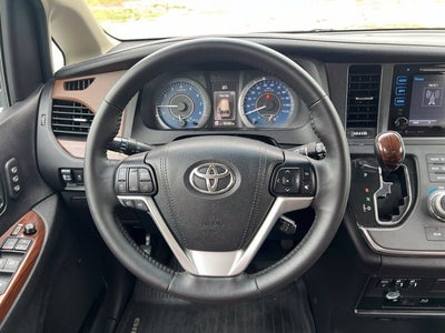 2017 Toyota Sienna Limited Premium 7 Passenger