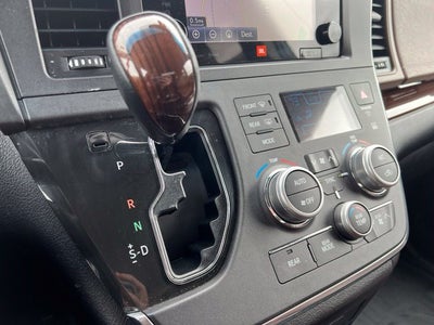 2017 Toyota Sienna Limited Premium 7 Passenger