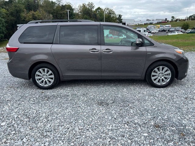 2017 Toyota Sienna Limited Premium 7 Passenger