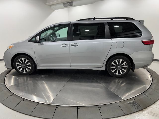 2018 Toyota Sienna XLE Premium 7 Passenger
