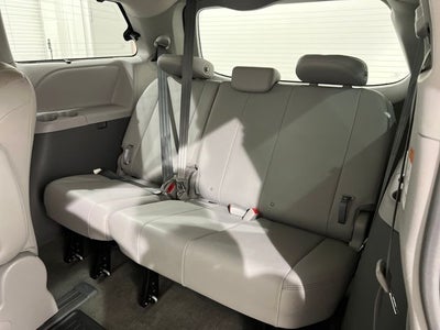 2018 Toyota Sienna XLE Premium 7 Passenger
