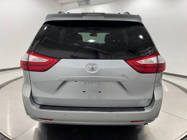2018 Toyota Sienna XLE Premium 7 Passenger