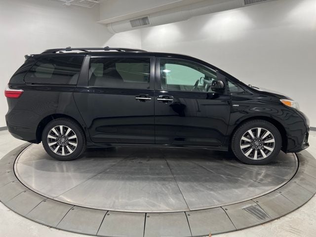 2019 Toyota Sienna XLE Premium 7 Passenger