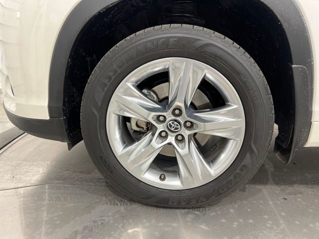 2017 Toyota Highlander Limited