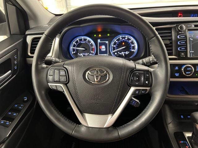 2017 Toyota Highlander Limited Platinum