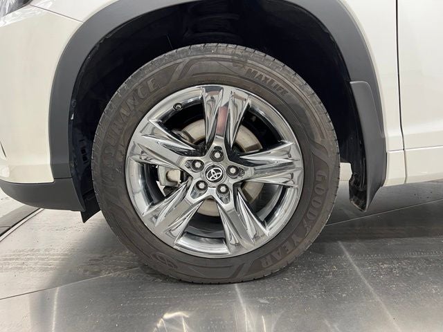 2017 Toyota Highlander Limited Platinum